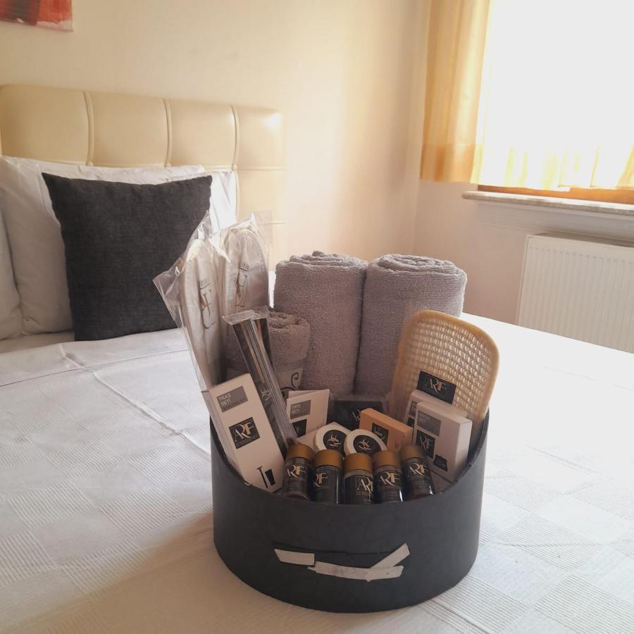 Arf Residence & Hotel & Suits Buca Экстерьер фото